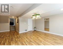 118 ROSAMOND CRESCENT - 32