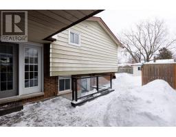 118 ROSAMOND CRESCENT - 36