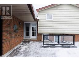 118 ROSAMOND CRESCENT - 43