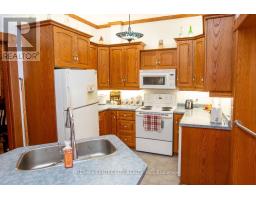 218 WOODSTOCK STREET N - 11