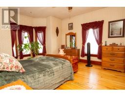 218 WOODSTOCK STREET N - 25