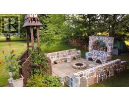 218 WOODSTOCK STREET N - 37