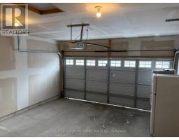 15 - 1853 BLACKWATER ROAD S - 13