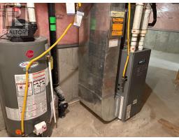 15 - 1853 BLACKWATER ROAD S - 16