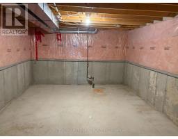 15 - 1853 BLACKWATER ROAD S - 17