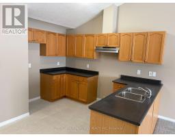 15 - 1853 BLACKWATER ROAD S - 6