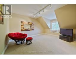 2091 VALLEYRUN BOULEVARD - 34