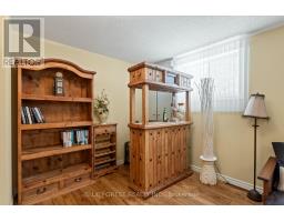 632 THORNWOOD DRIVE - 33