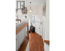 632 THORNWOOD DRIVE - 6