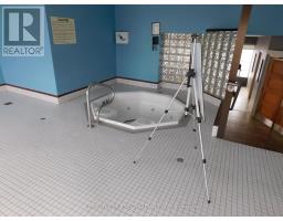 803 - 744 WONDERLAND ROAD S - 32