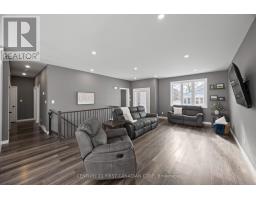 21 MIDDLE STREET - 11