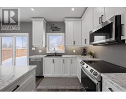 21 MIDDLE STREET - 15