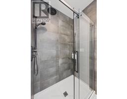 21 MIDDLE STREET - 23