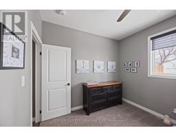 21 MIDDLE STREET - 24