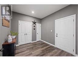 21 MIDDLE STREET - 28