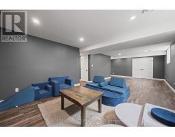 21 MIDDLE STREET - 32