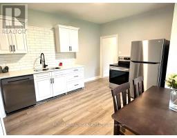 194 MAITLAND STREET - 12