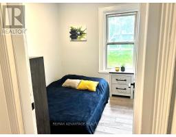 194 MAITLAND STREET - 6