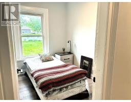 194 MAITLAND STREET - 8