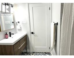 194 MAITLAND STREET - 9