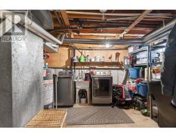 26 CAPRICE CRESCENT - 33