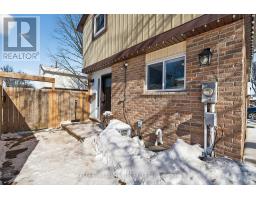 26 CAPRICE CRESCENT - 7