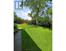 122 BARRYDALE CRESCENT - 38