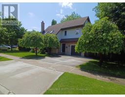 122 BARRYDALE CRESCENT - 4