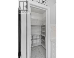 463 SOUTH LEAKSDALE CIRCLE - 17