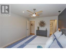 310 - 735 DEVERON CRESCENT - 16