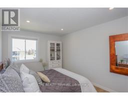 310 - 735 DEVERON CRESCENT - 21