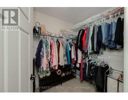 17 TANAGER PLACE - 17