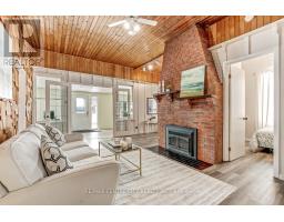 209 ADELAIDE STREET - 10