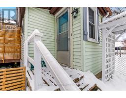 209 ADELAIDE STREET - 23