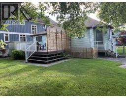 209 ADELAIDE STREET - 25