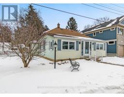 209 ADELAIDE STREET - 36