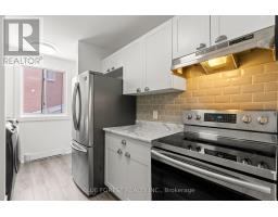 41 - 1096 JALNA BOULEVARD - 13