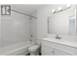 41 - 1096 JALNA BOULEVARD - 17