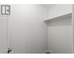 41 - 1096 JALNA BOULEVARD - 5