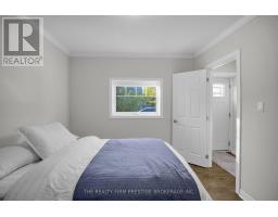 60 BRUCE STREET - 17