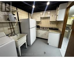 31 MEADOWVIEW ROAD - 33