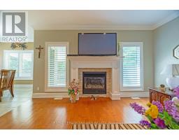 2285 LILAC AVENUE - 13