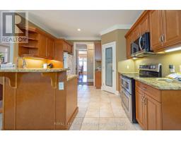 2285 LILAC AVENUE - 18