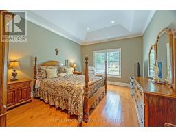 2285 LILAC AVENUE - 23