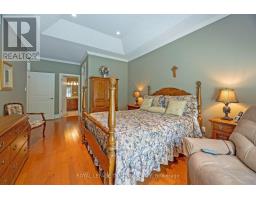 2285 LILAC AVENUE - 24