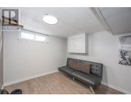 12 WOOD STREET S - 18