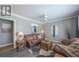 12 WOOD STREET S - 4