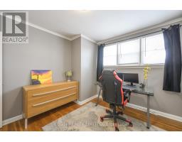 12 WOOD STREET S - 7