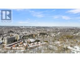 3 - 703 WINDERMERE ROAD - 46