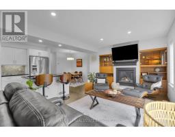 36 - 175 INGERSOLL STREET N - 15